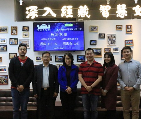 Mr. Chen Hongqiang, assistant monk Wang assistant, and director of liuzu Temple International Depart