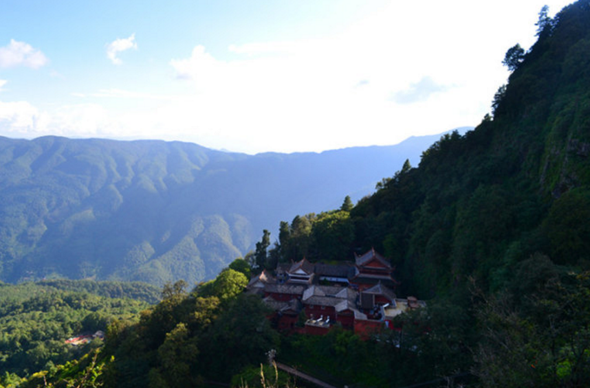 云南大理鸡足山迦叶殿总体规划_德鲁安 bdla